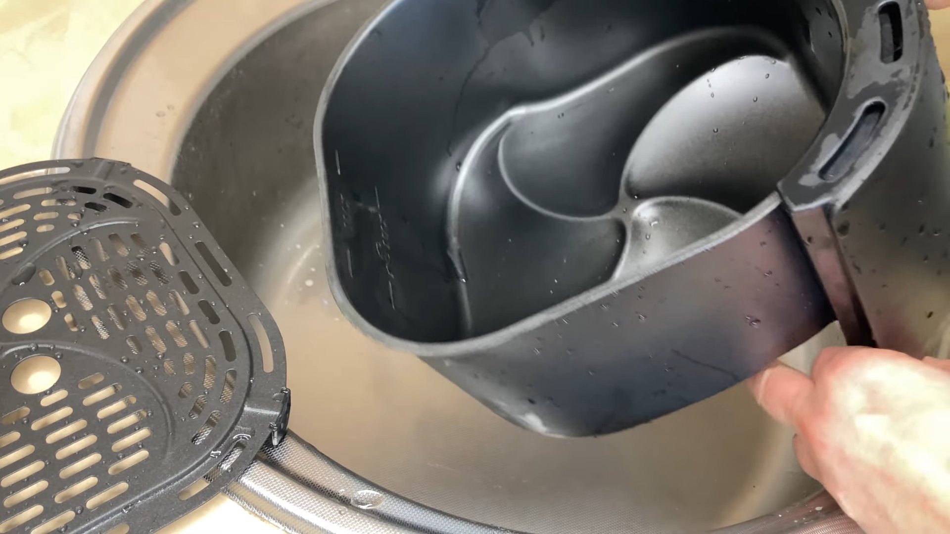 Kaffee mit Spülmittel Trick